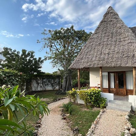נונגווי Miti Beach Bungalows מראה חיצוני תמונה