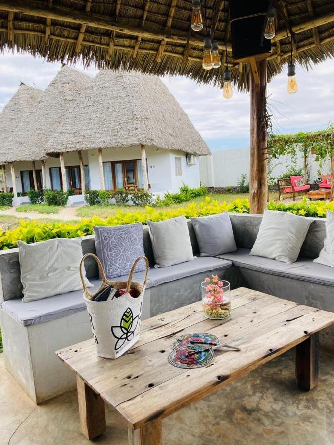 נונגווי Miti Beach Bungalows מראה חיצוני תמונה