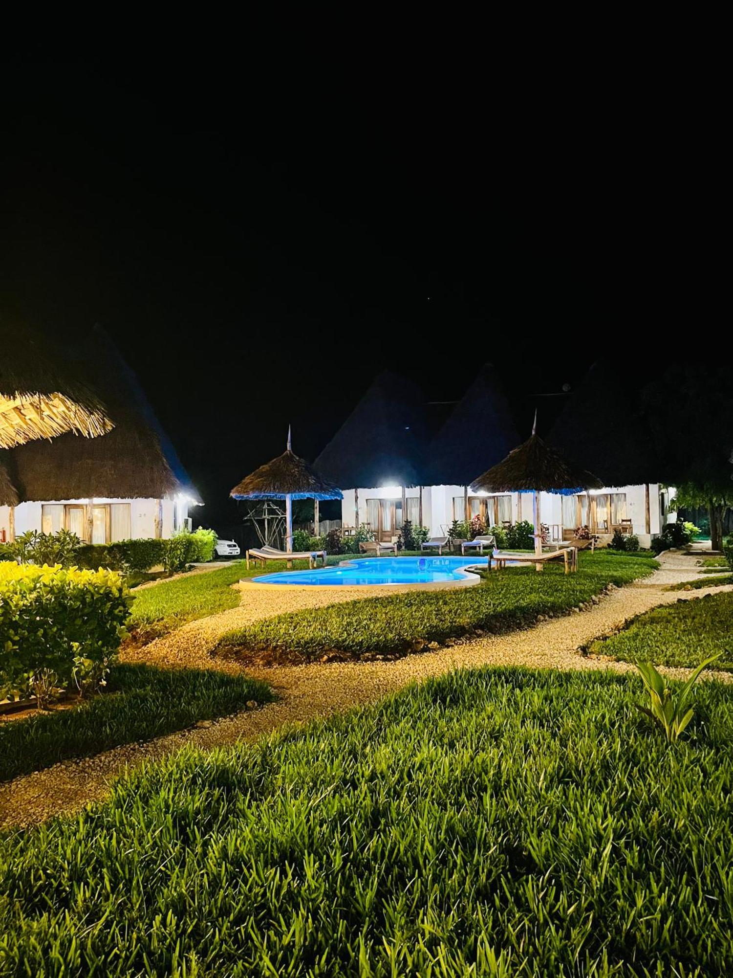 נונגווי Miti Beach Bungalows מראה חיצוני תמונה