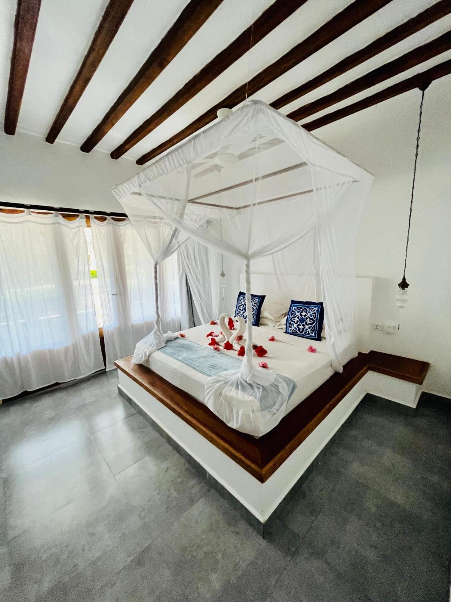 נונגווי Miti Beach Bungalows מראה חיצוני תמונה