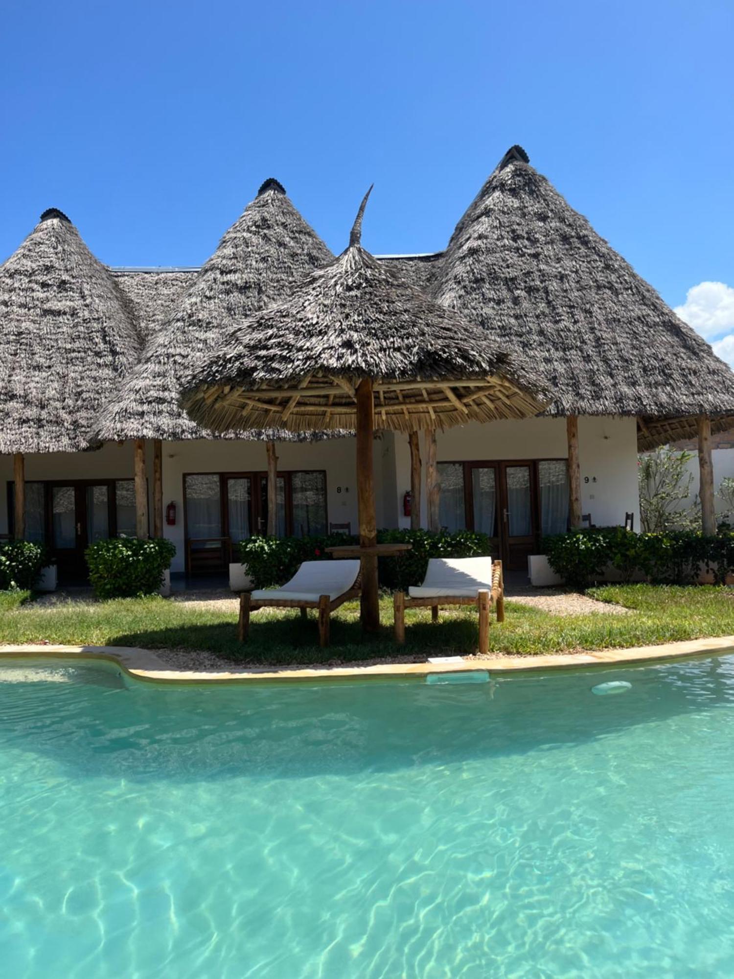 נונגווי Miti Beach Bungalows מראה חיצוני תמונה